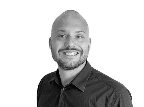 720x534_staff_Paul