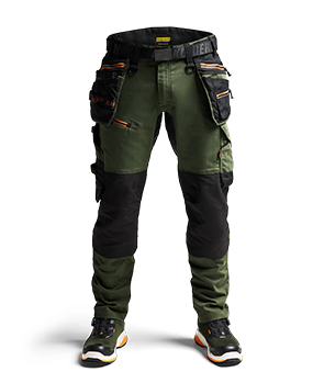 197011494240_striker_295x349-png
